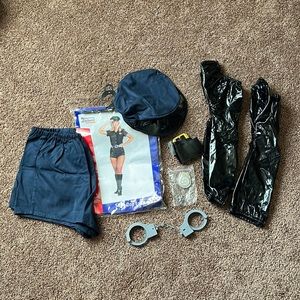 Women’s Sexy Cop Costume